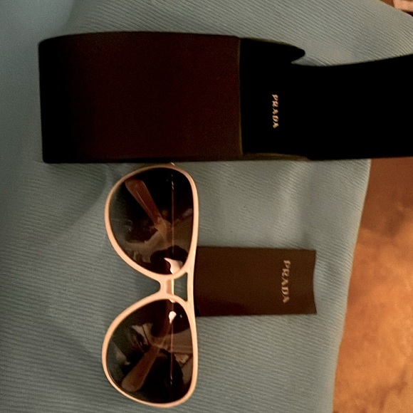 Authentic Prada Aviator Sunnies SALE!!! - Picture 6 of 10